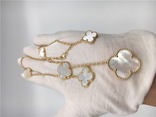 کیفیت گردنبند White Mother Of Pearl Van Cleef Arpels Magic Alhambra 18k طلای زرد کارخانه