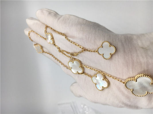 کیفیت گردنبند White Mother Of Pearl Van Cleef Arpels Magic Alhambra 18k طلای زرد کارخانه