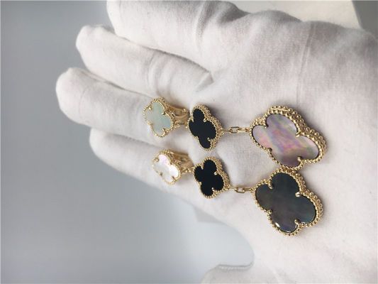 کیفیت گوشواره های Van Cleef Arpels Magic Alhambra 18k طلای زرد با مروارید سفید و خاکستری کارخانه