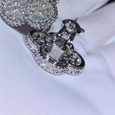 کیفیت گوشواره های Van Cleef Arpels Magic Alhambra 18k طلای سفید و الماس های گرد کارخانه