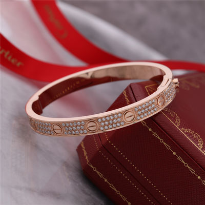 کیفیت دستبند عاشقانه کلاسیک Full Diamond Love Bangle Classical Jewelry دستبند عاشقانه تمام طلای صورتی 18K کارخانه