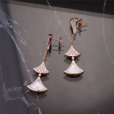 کیفیت گوشواره طلای 18 عیار 3 موتیف گوشواره طلای صورتی طراح برند DIVAS' DREAM Earrings طلای صورتی کارخانه