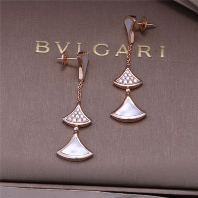 کیفیت گوشواره طلای 18 عیار 3 موتیف گوشواره طلای صورتی طراح برند DIVAS' DREAM Earrings طلای صورتی کارخانه