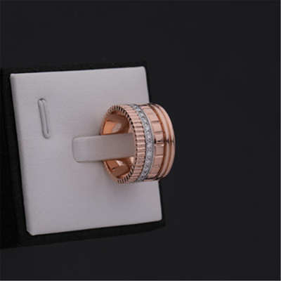 جواهرات طلای لوکس طلای 18 عیار الماس کواتر تابشی حلقه بزرگ Ref JRG02484